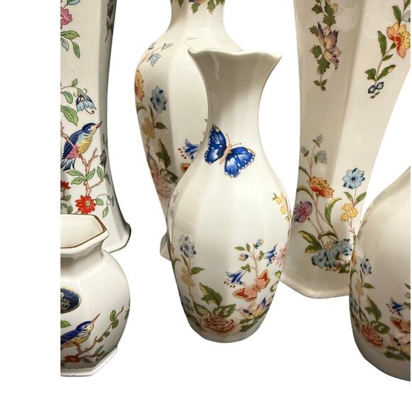 9 Pieces of Ainsley Bone China - Vases - Pembroke, Cottage Garden, Wild Tudor - Picture 4 of 16